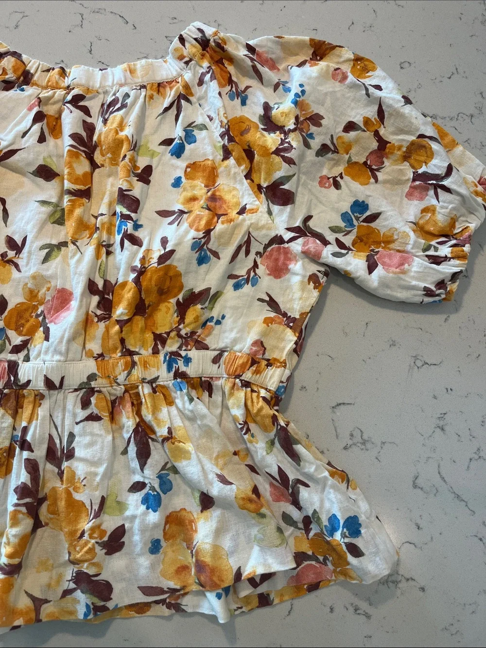 Abercrombie & Fitch Floral Puff Sleeve Top in White and Mustard